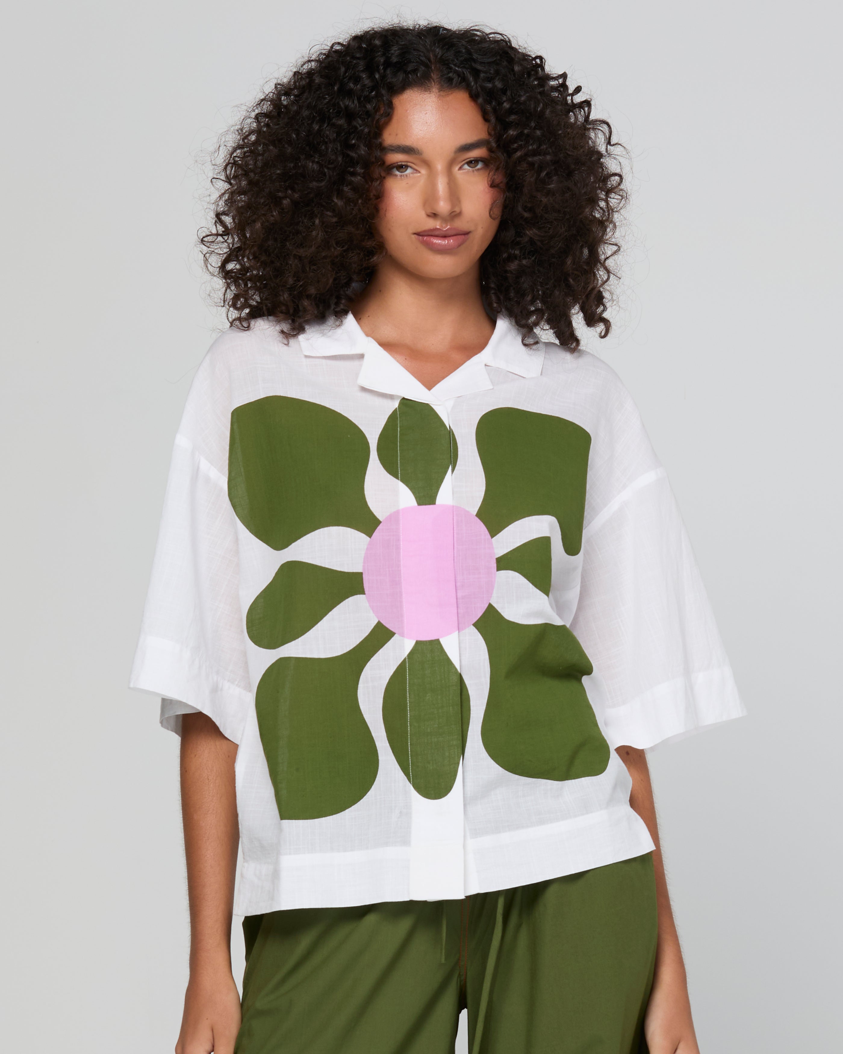 Dahlia Shirt - Cosmos