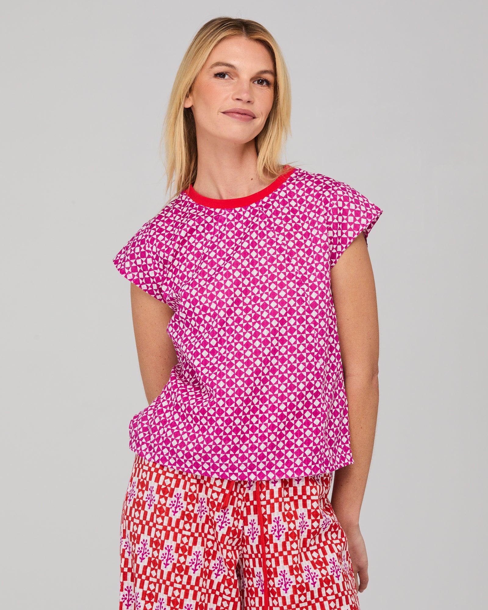 Leaf Top - Naples Viola