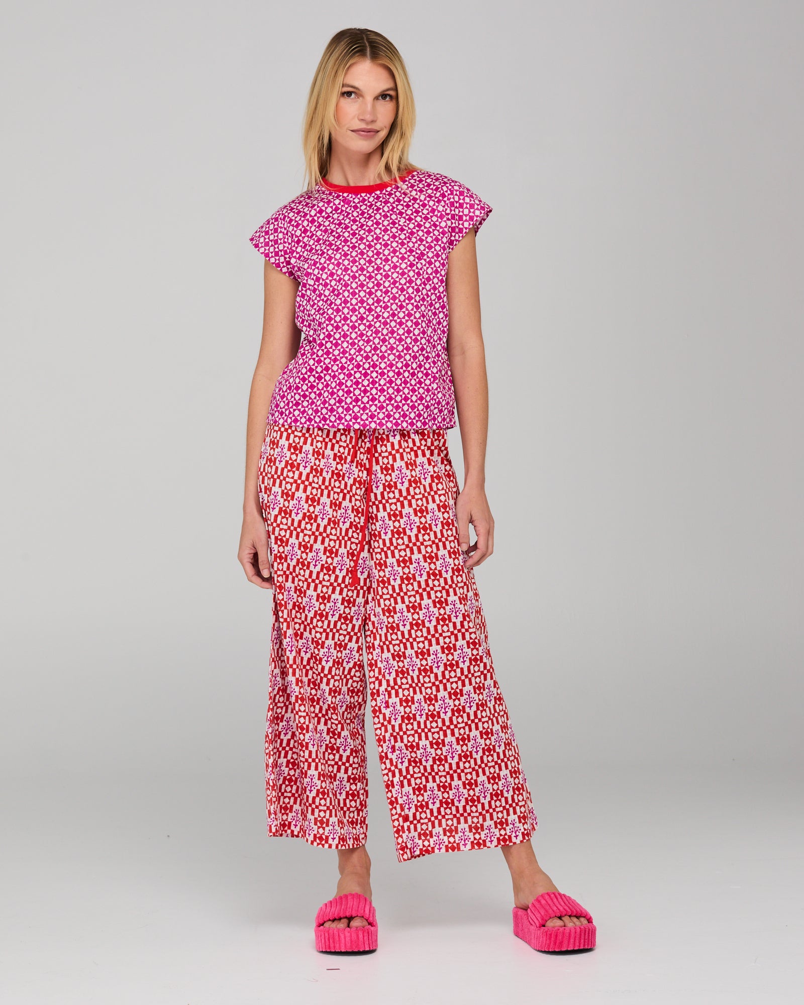 Ria Pant - Naples Pomodoro