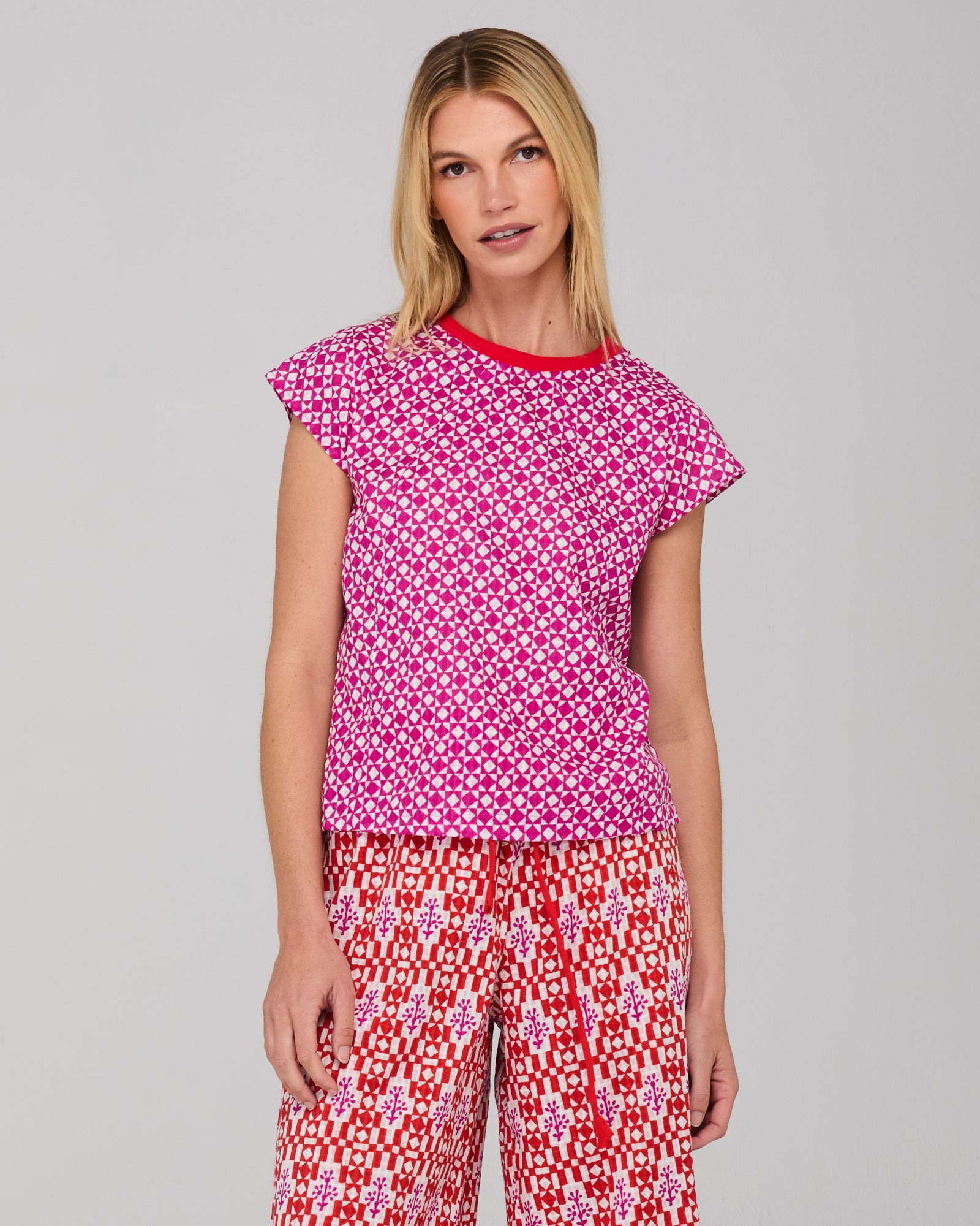 Ria Pant - Naples Pomodoro