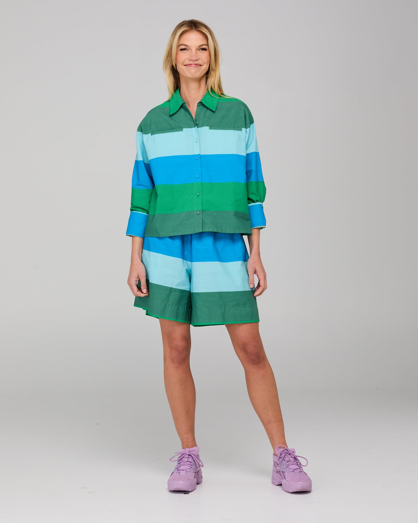 Colada Short - Emi Blue