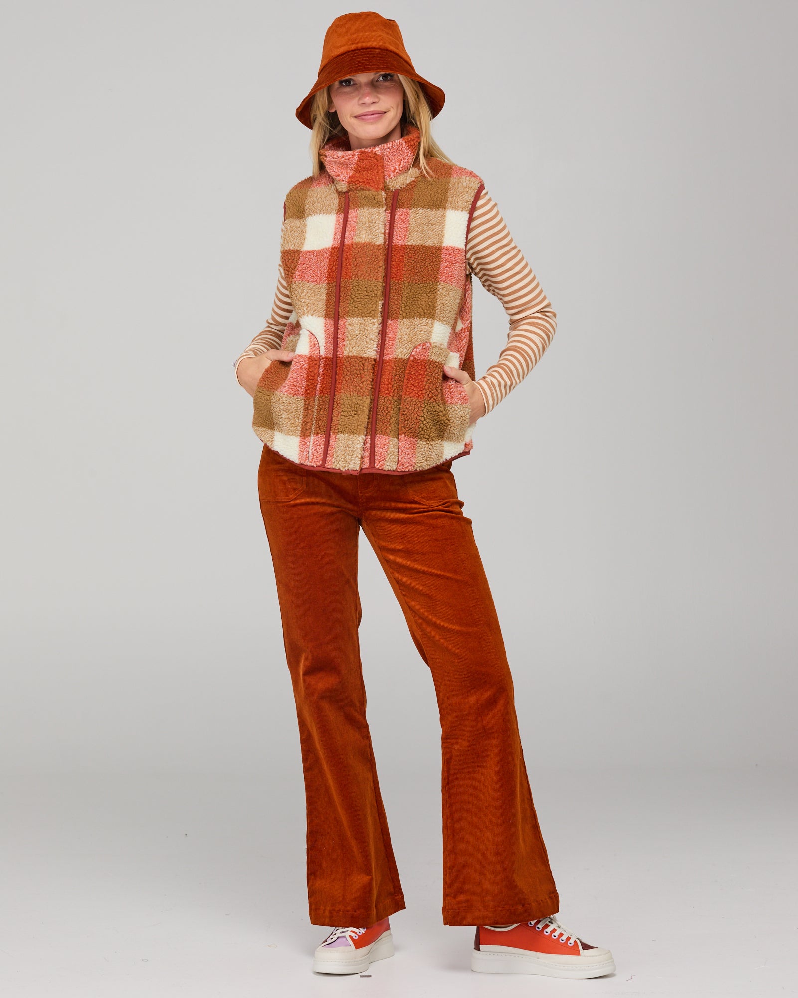 Alba Vest - Sabi Check